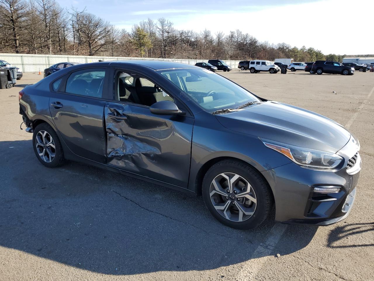 2020 KIA Forte VIN 3KPF24AD4LE146524 Copart auction photo, side / rear end damage thumbnail 4