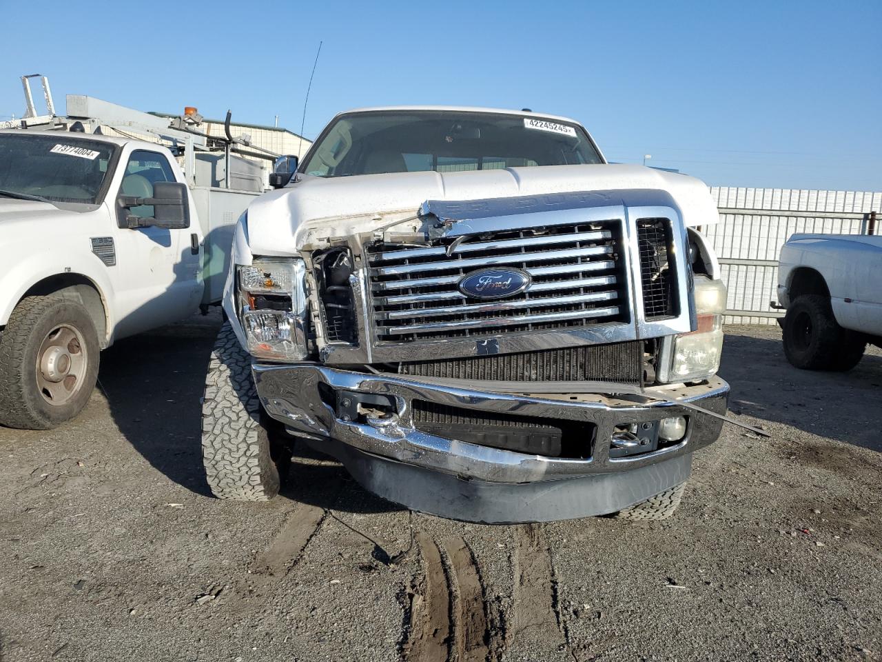 2009 Ford F350 VIN 1FTWW31R39EB19510 Copart auction photo, front end damage thumbnail 5