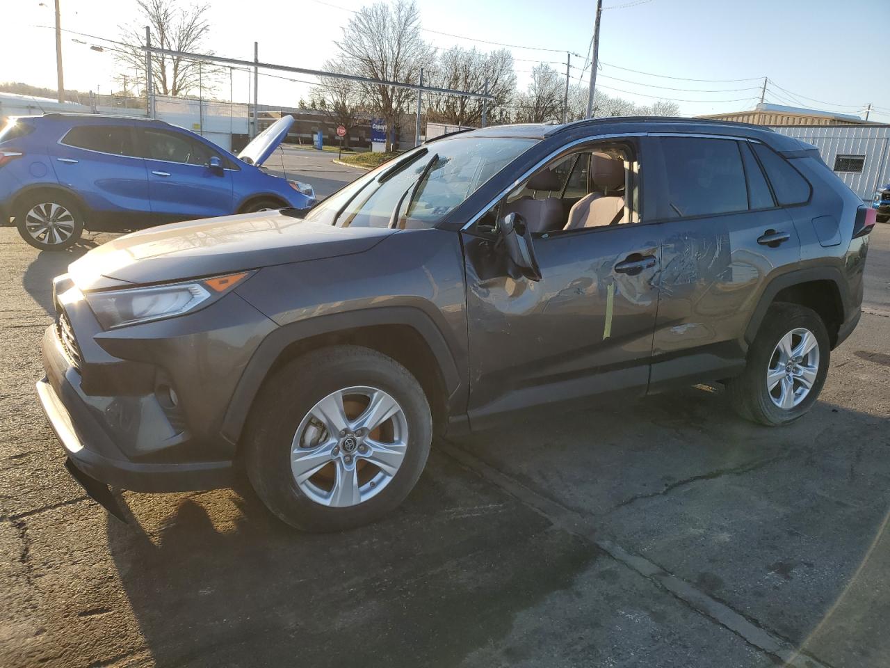 2019 Toyota RAV 4 VIN 2T3P1RFV4KC018116