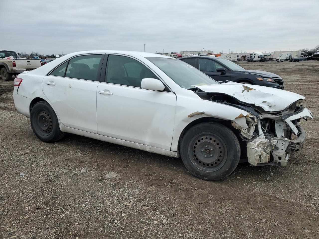 2010 Toyota Camry VIN JTNBF3EK4A3000680 Copart auction photo, front end / side damage thumbnail 4