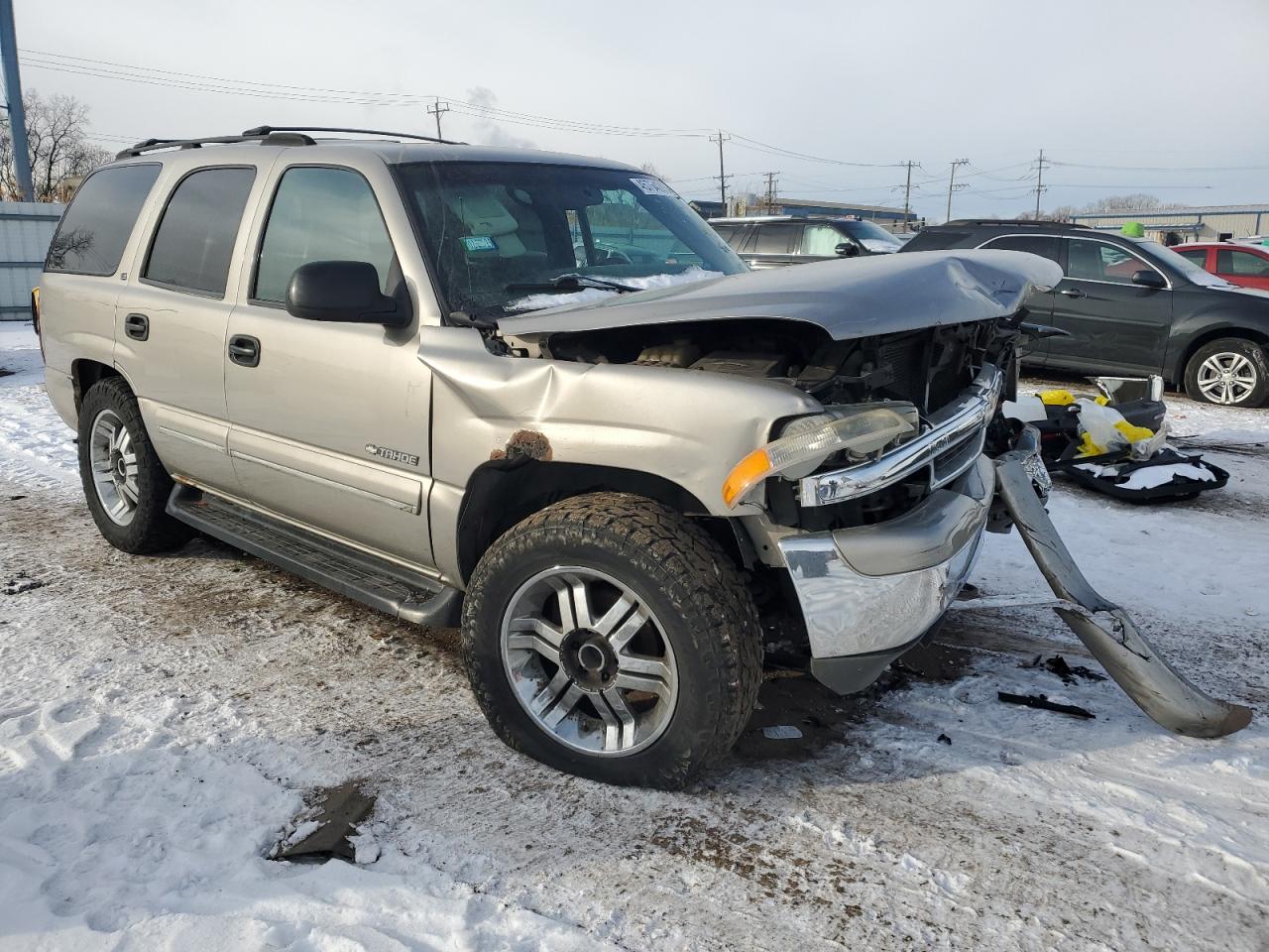 2000 Chevrolet Tahoe VIN 1GNEK13T2YJ190795 Copart auction photo, front end / rear end damage thumbnail 4