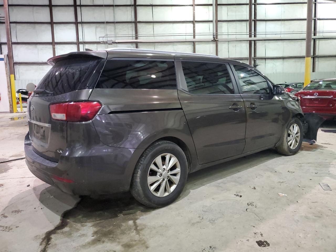 2015 KIA Sedona VIN KNDMB5C17F6021253 Copart auction photo, front end damage thumbnail 3