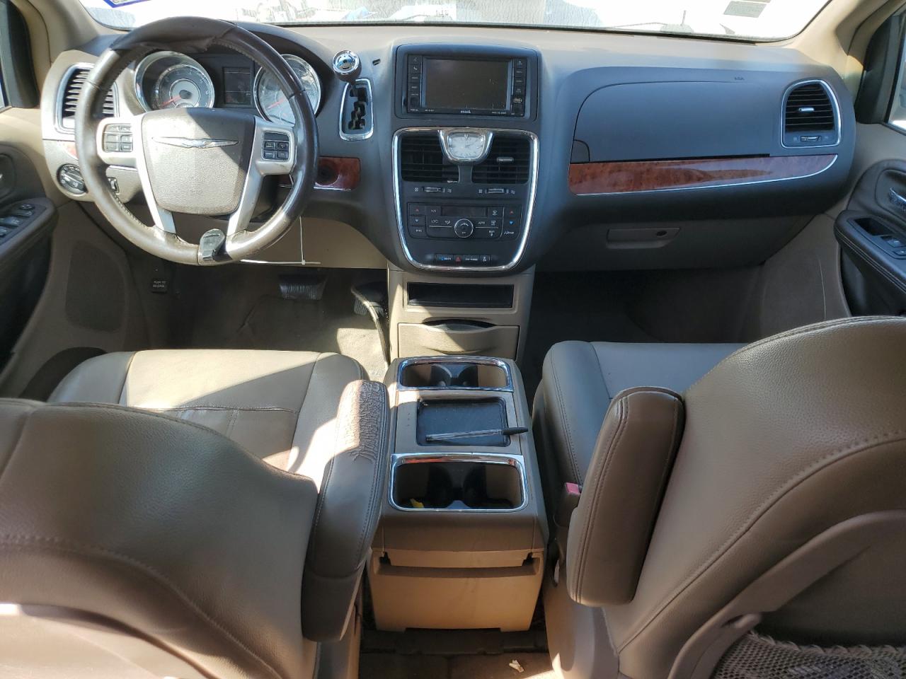 2015 Chrysler Town & Country VIN 2C4RC1BG0FR730519 Copart auction photo, mechanical / minor dent/scratches damage thumbnail 8