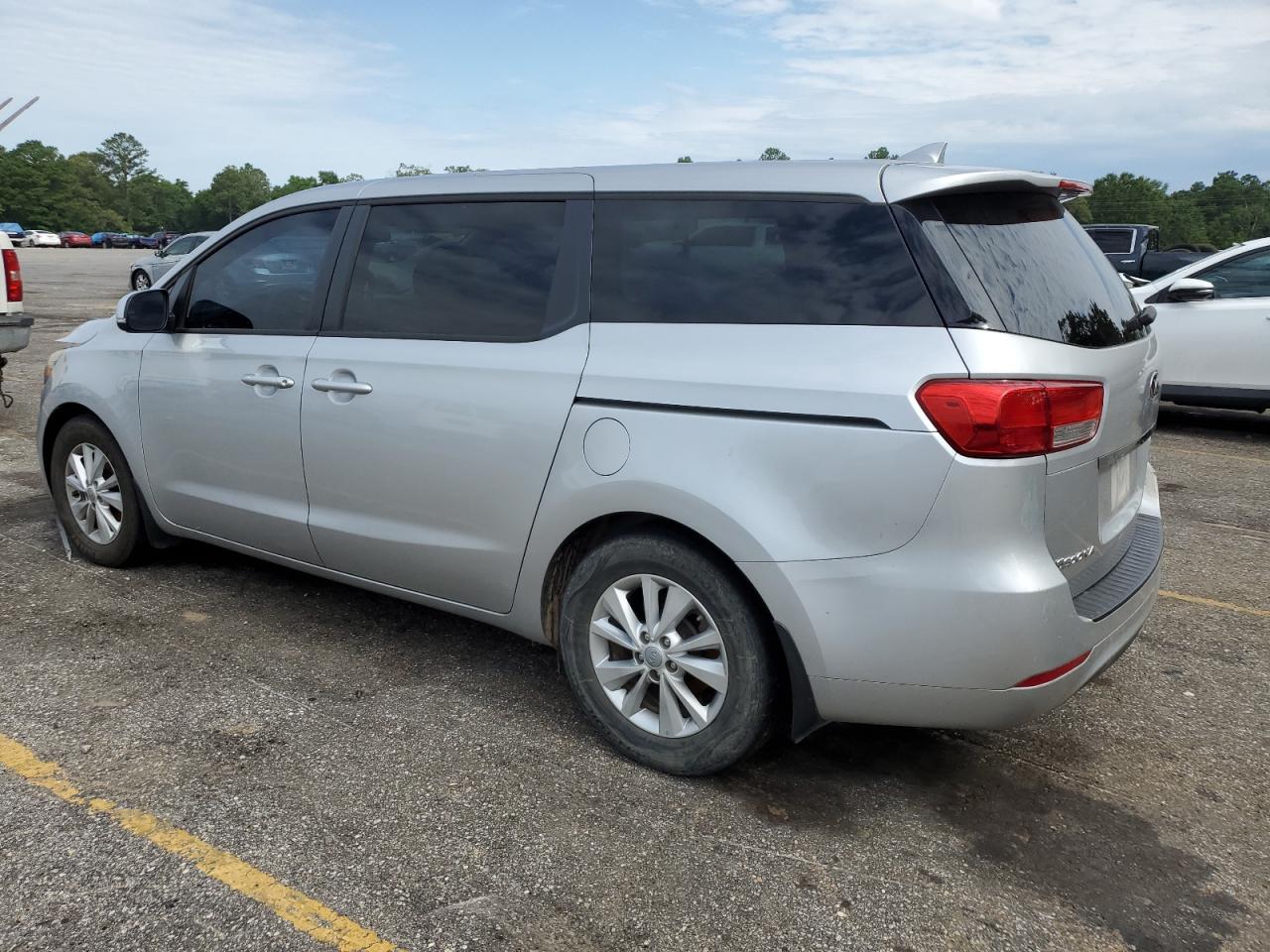 2018 KIA Sedona VIN KNDMB5C19J6349914 Copart auction photo, front end damage thumbnail 2