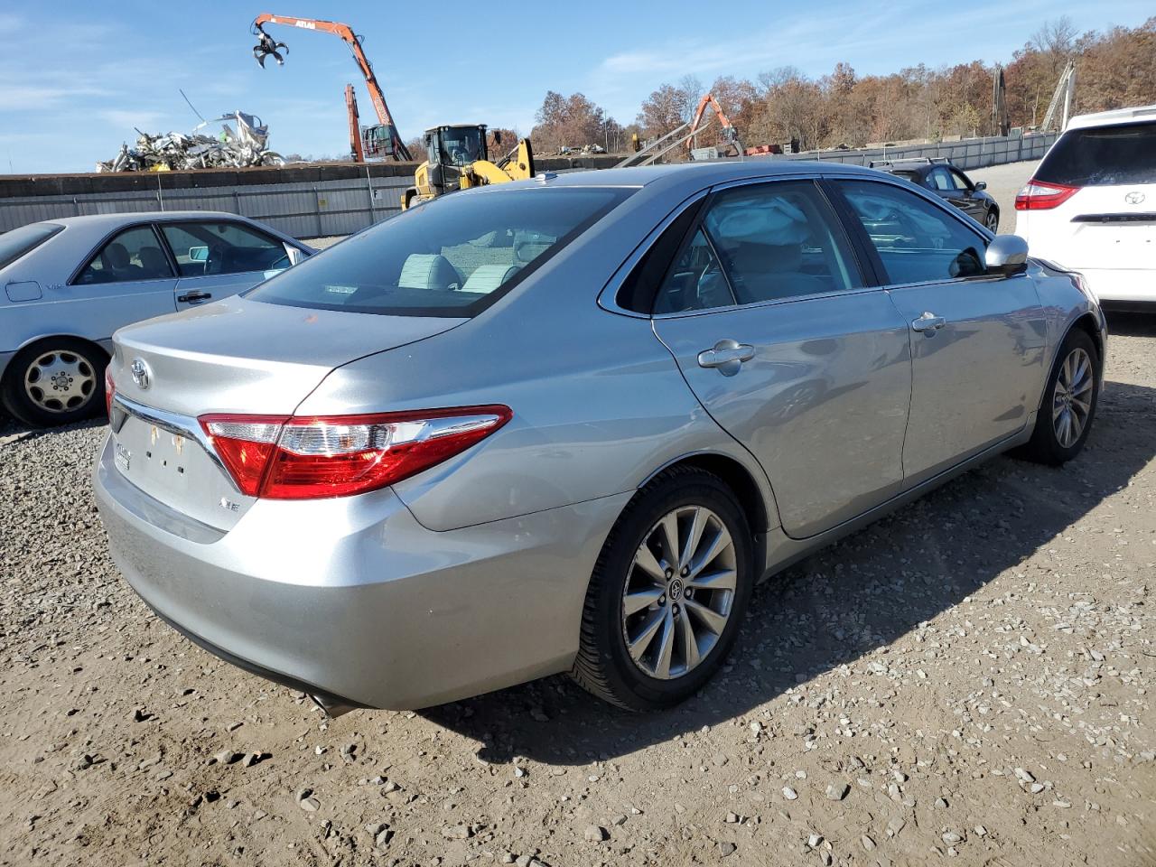 2016 Toyota Camry VIN 4T1BF1FK8GU535369 Copart auction photo, front end damage thumbnail 3