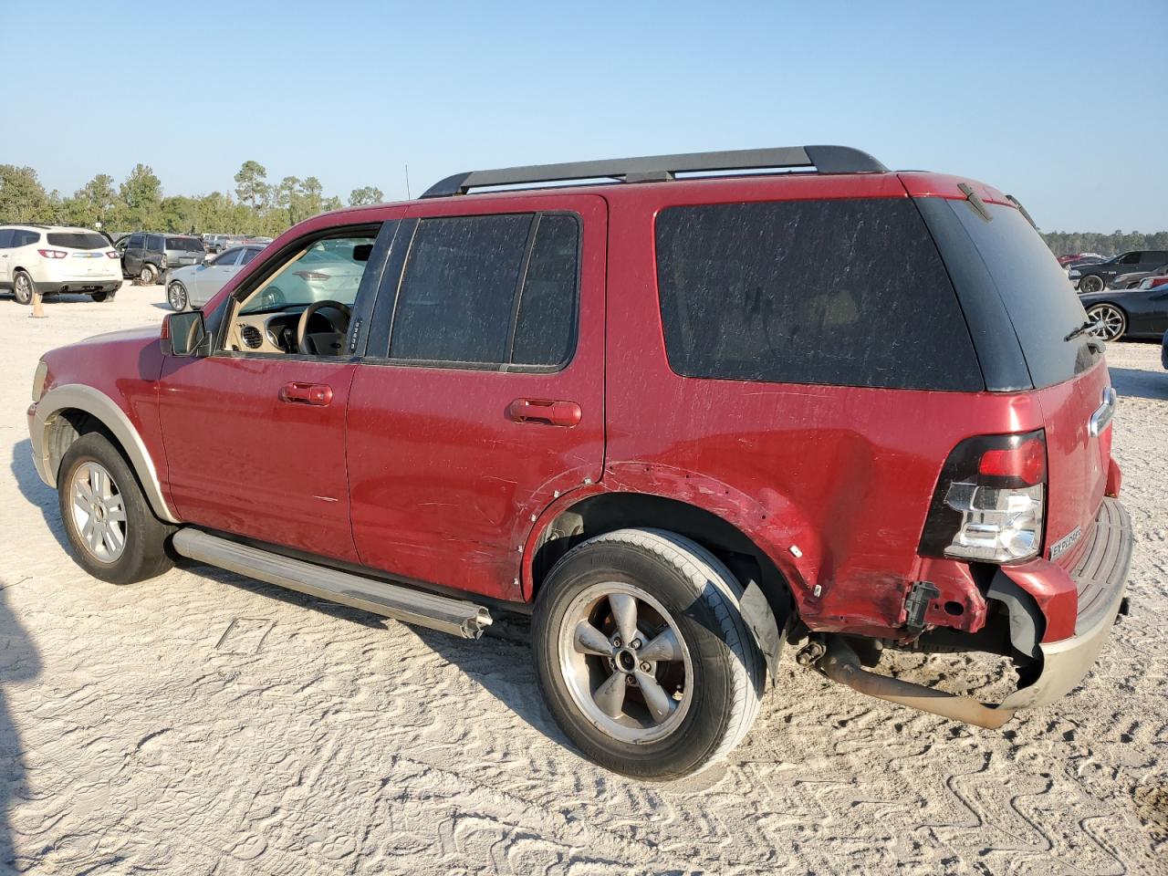 2009 Ford Explorer VIN 1FMEU64EX9UA10104 Copart auction photo, side / rear end damage thumbnail 2