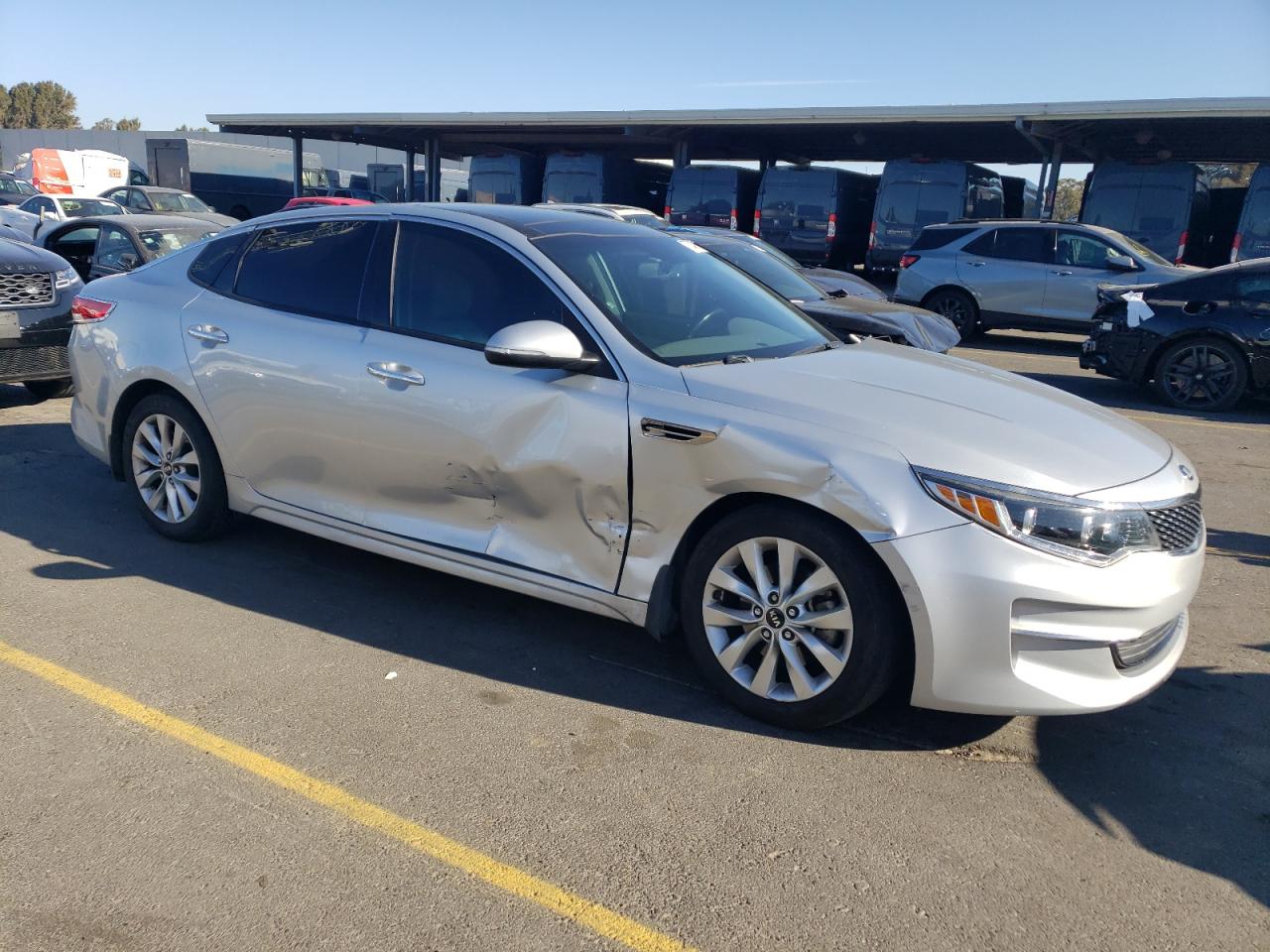 2016 KIA Optima VIN 5XXGU4L35GG070358 Copart auction photo, side damage thumbnail 4