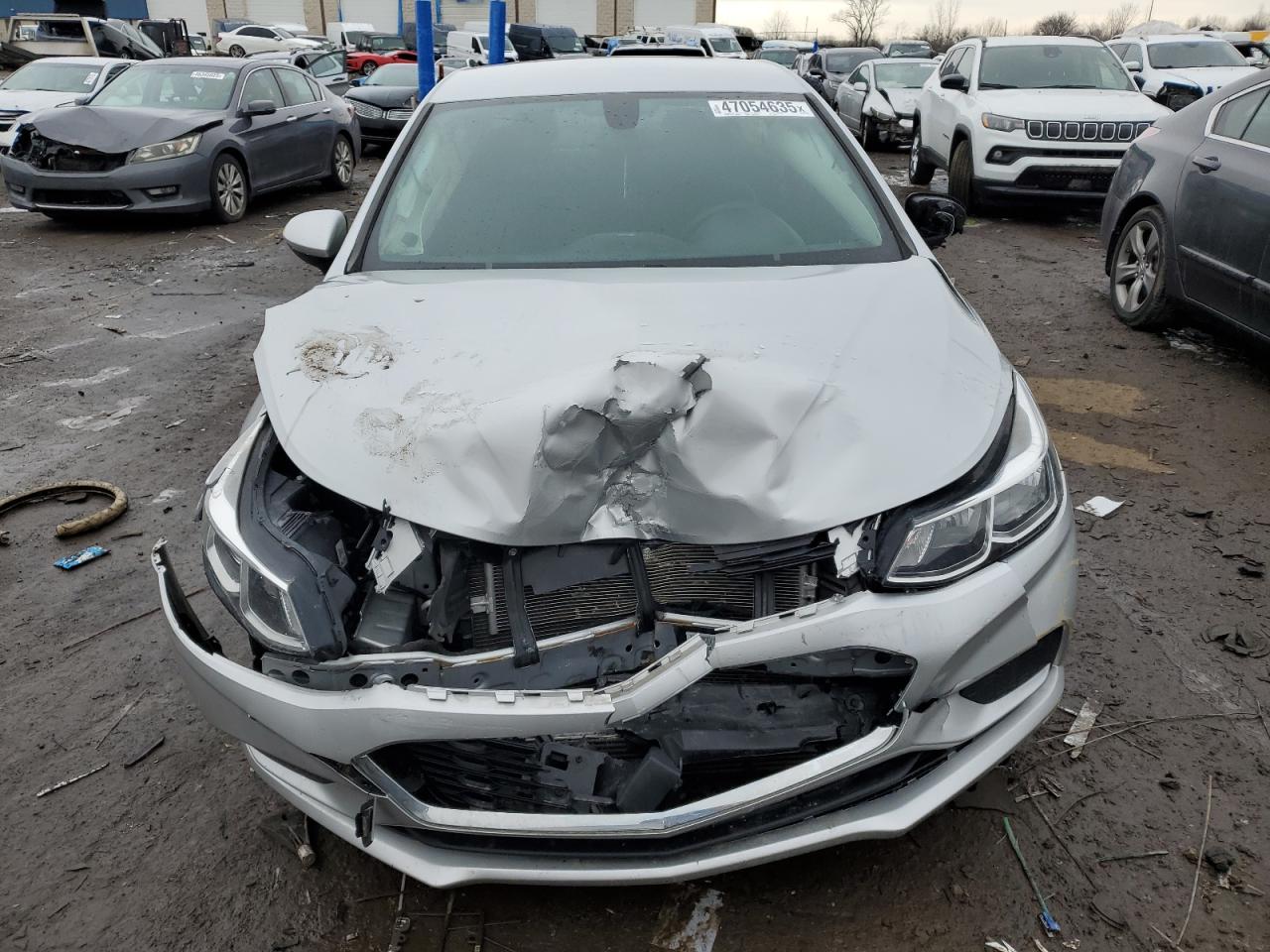 2016 Chevrolet Cruze VIN 1G1BC5SM1G7275206 Copart auction photo, front end damage thumbnail 5