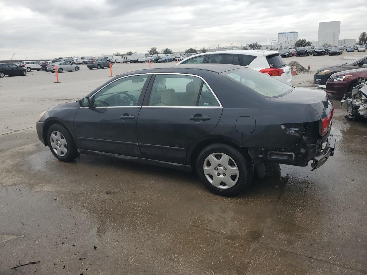 2005 Honda Accord VIN 3HGCM56425G713544 Copart auction photo, rear end damage thumbnail 2
