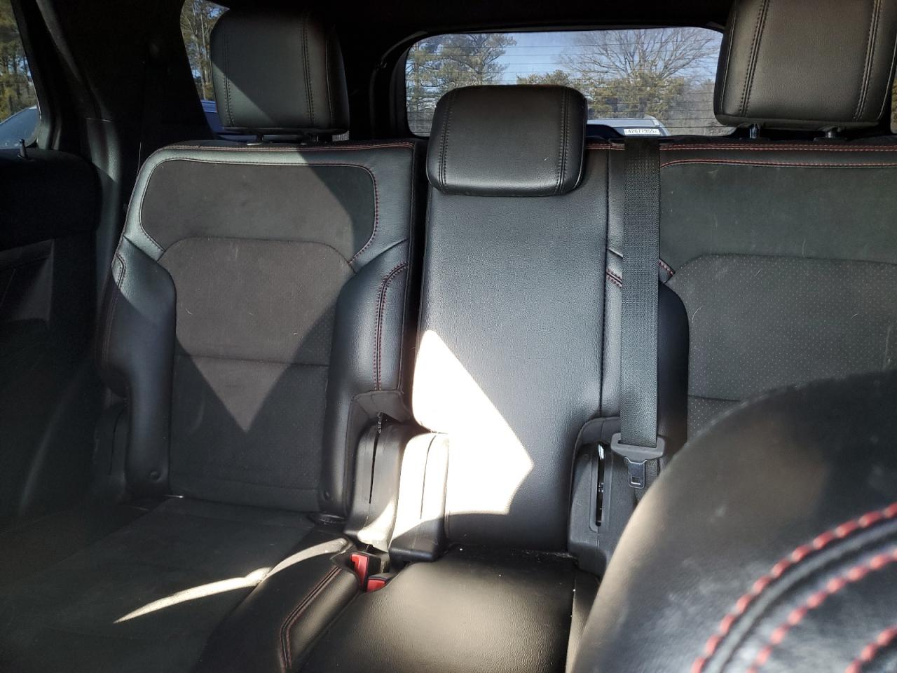 2019 Ford Explorer VIN 1FM5K7D83KGA69747 Copart auction photo, front end / minor dent/scratches damage thumbnail 10