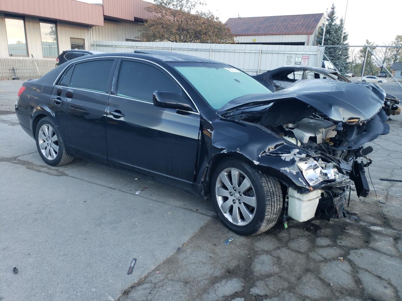 2005 Toyota Avalon VIN 4T1BK36B35U027508 Copart auction photo, all over damage thumbnail 4