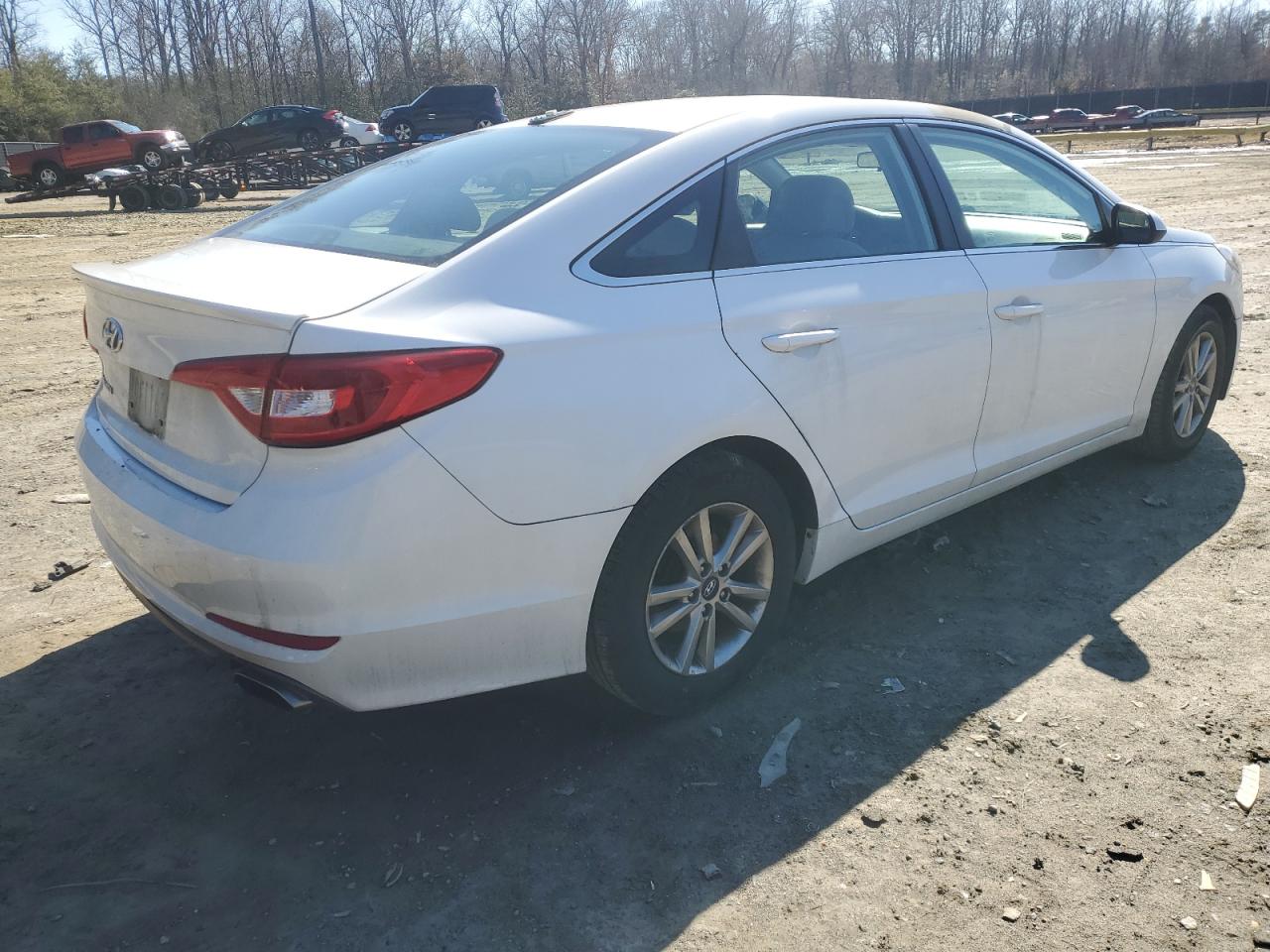 2016 Hyundai Sonata VIN 5NPE24AF8GH385587 Copart auction photo, minor dent/scratches / vandalism damage thumbnail 3