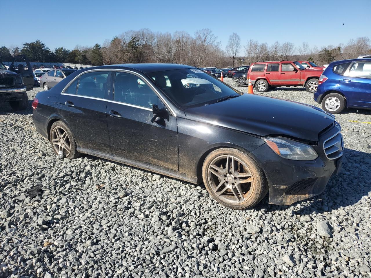2014 Mercedes-Benz E-klasse VIN WDDHF8JBXEB028311 Copart auction photo, all over damage thumbnail 4