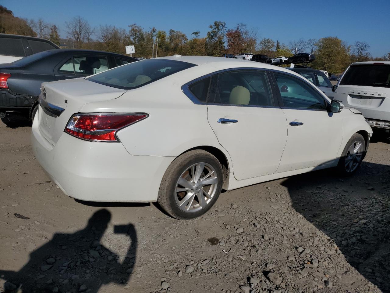 2015 Nissan Altima VIN 1N4AL3AP7FC494279 Copart auction photo, front end / minor dent/scratches damage thumbnail 3