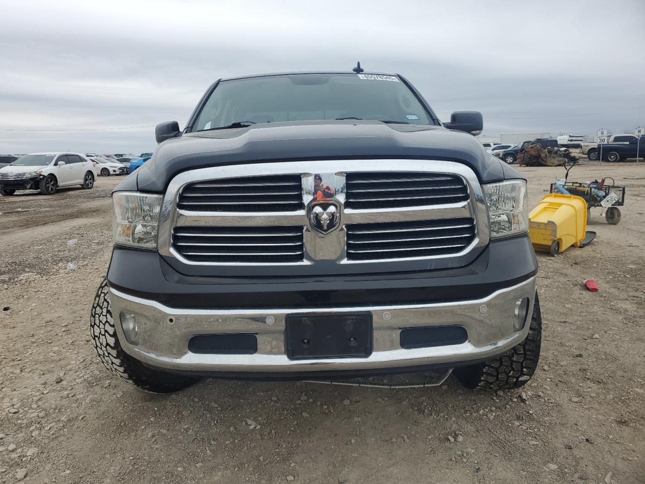 2016 RAM 1500 VIN 3C6RR6LT7GG293155 Copart auction photo, side / undercarriage damage thumbnail 5