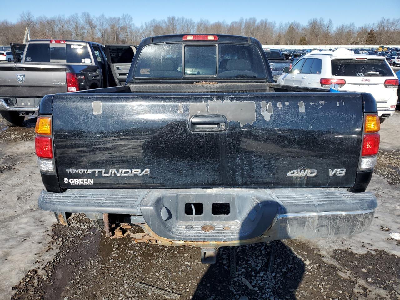 2000 Toyota Tundra VIN 5TBBT4418YS009914 Copart auction photo, normal wear damage thumbnail 6