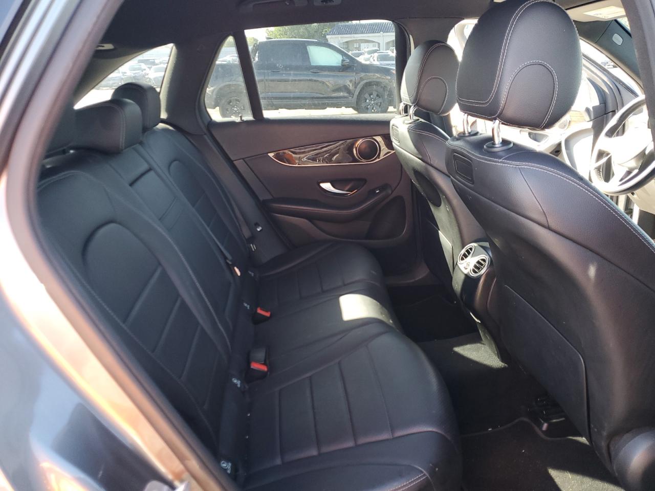 2018 Mercedes-Benz GLC VIN WDC0G4JB9JV027540 Copart auction photo, rear end / minor dent/scratches damage thumbnail 11