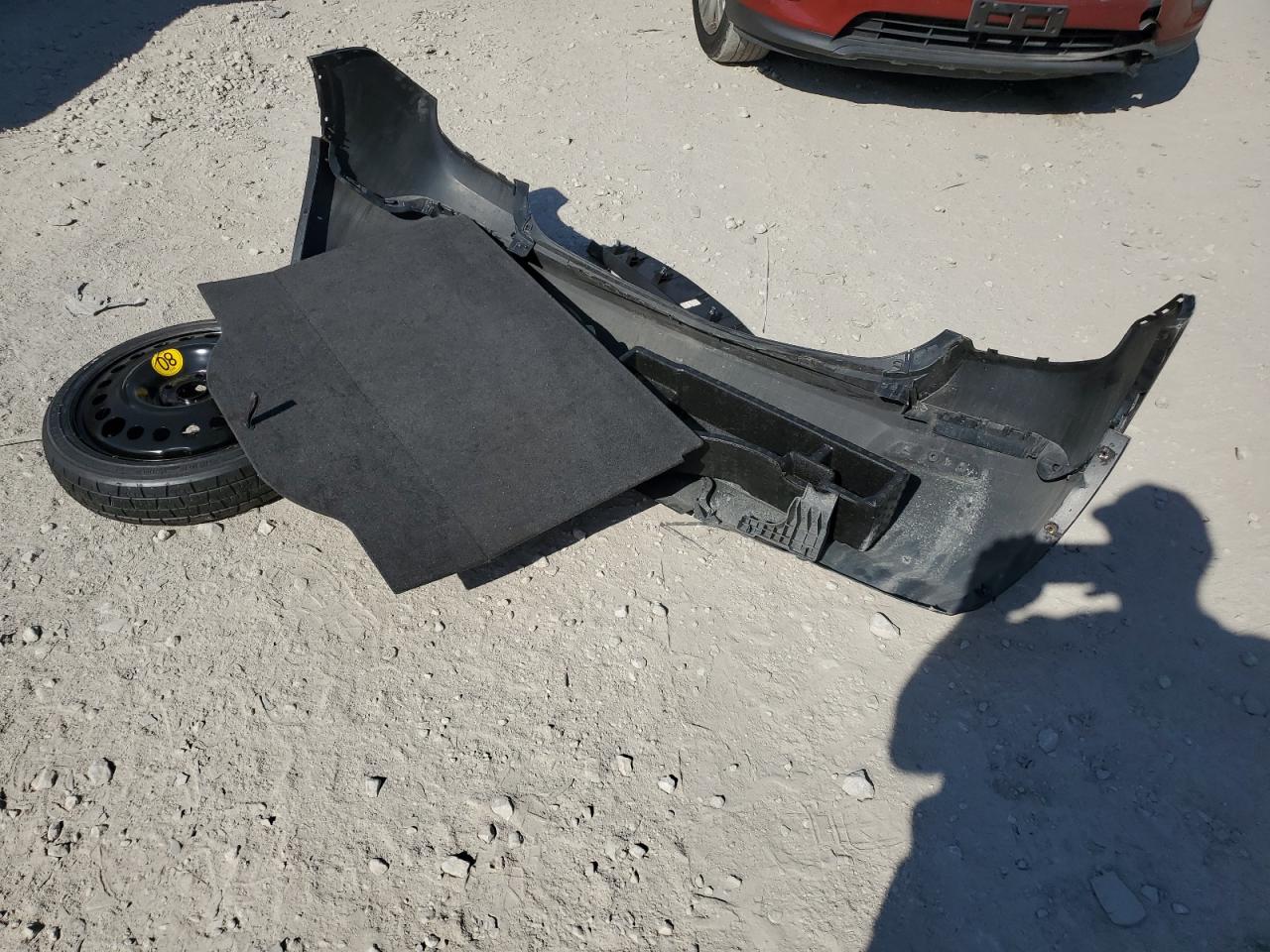 2015 Chevrolet Trax VIN 3GNCJRSB2FL253238 Copart auction photo, rear end / minor dent/scratches damage thumbnail 13