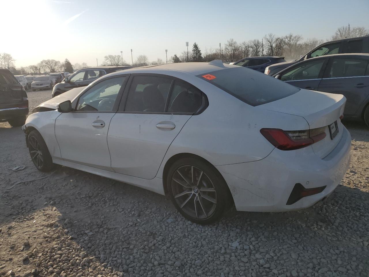 2019 BMW 3er VIN WBA5R7C55KAJ82378 Copart auction photo, frame damage / front end damage thumbnail 2