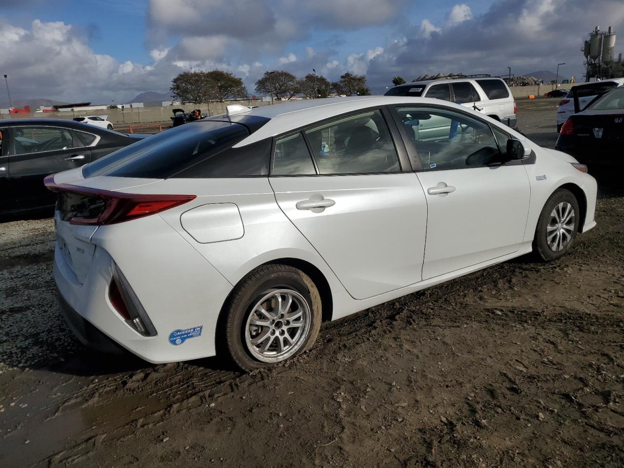 2021 Toyota Prius VIN JTDKAMFP6M3194961 Copart auction photo, side damage thumbnail 3