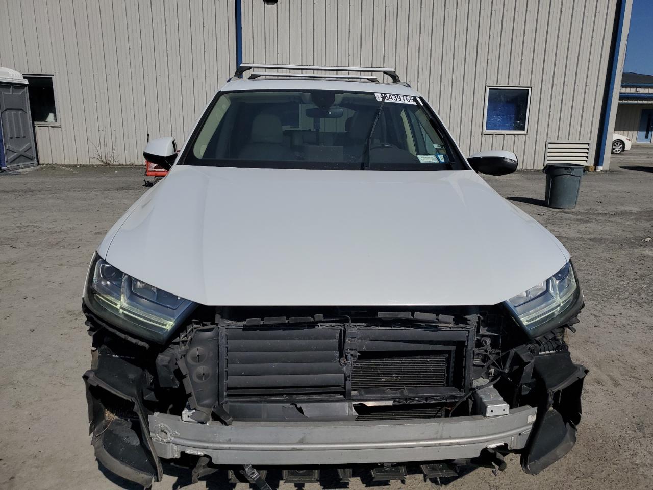 2017 Audi Q7 VIN WA1LAAF72HD029938 Copart auction photo, front end damage thumbnail 5