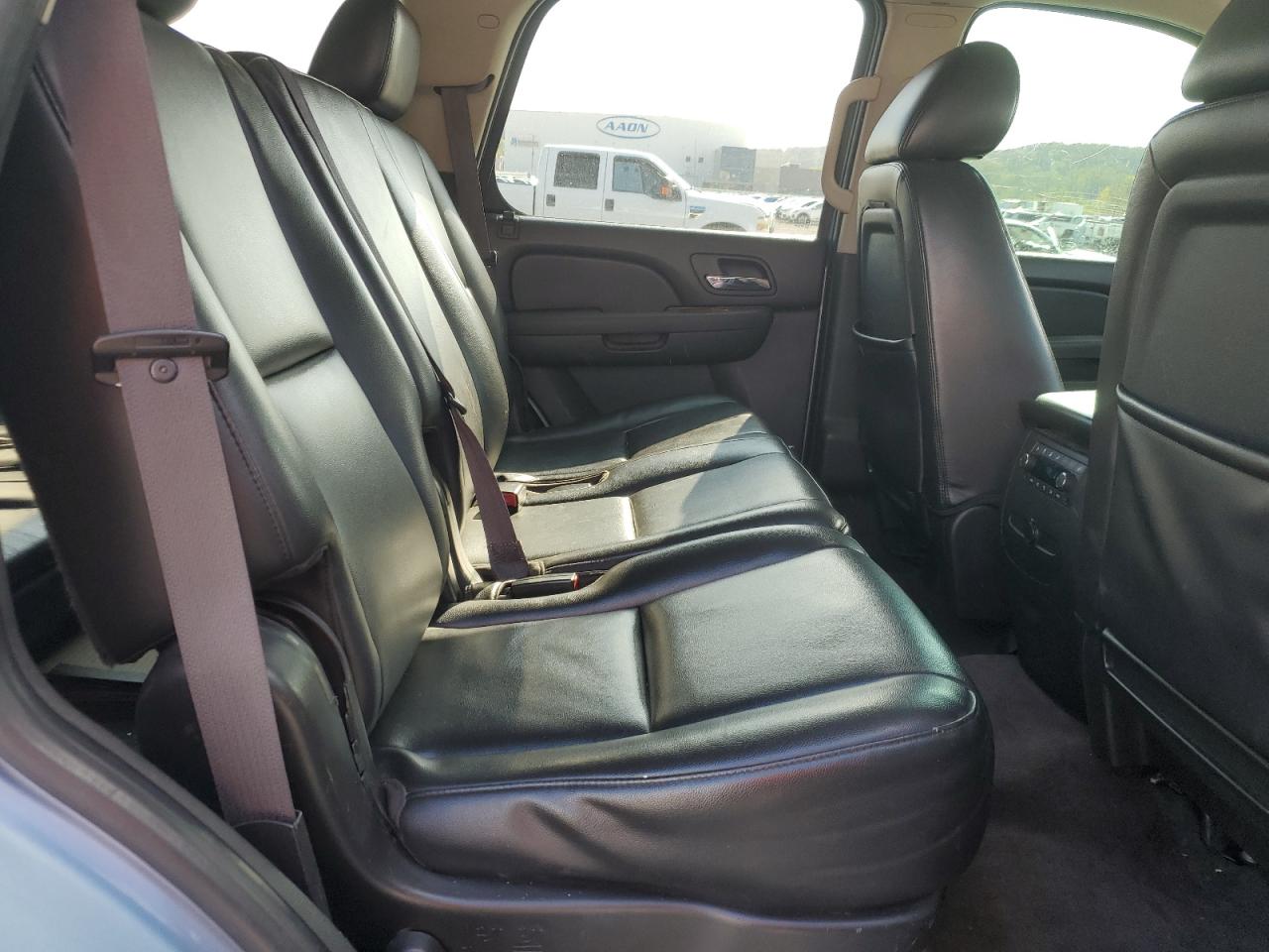2011 Chevrolet Tahoe VIN 1GNSCCE00BR255358 Copart auction photo, rear end / front end damage thumbnail 11