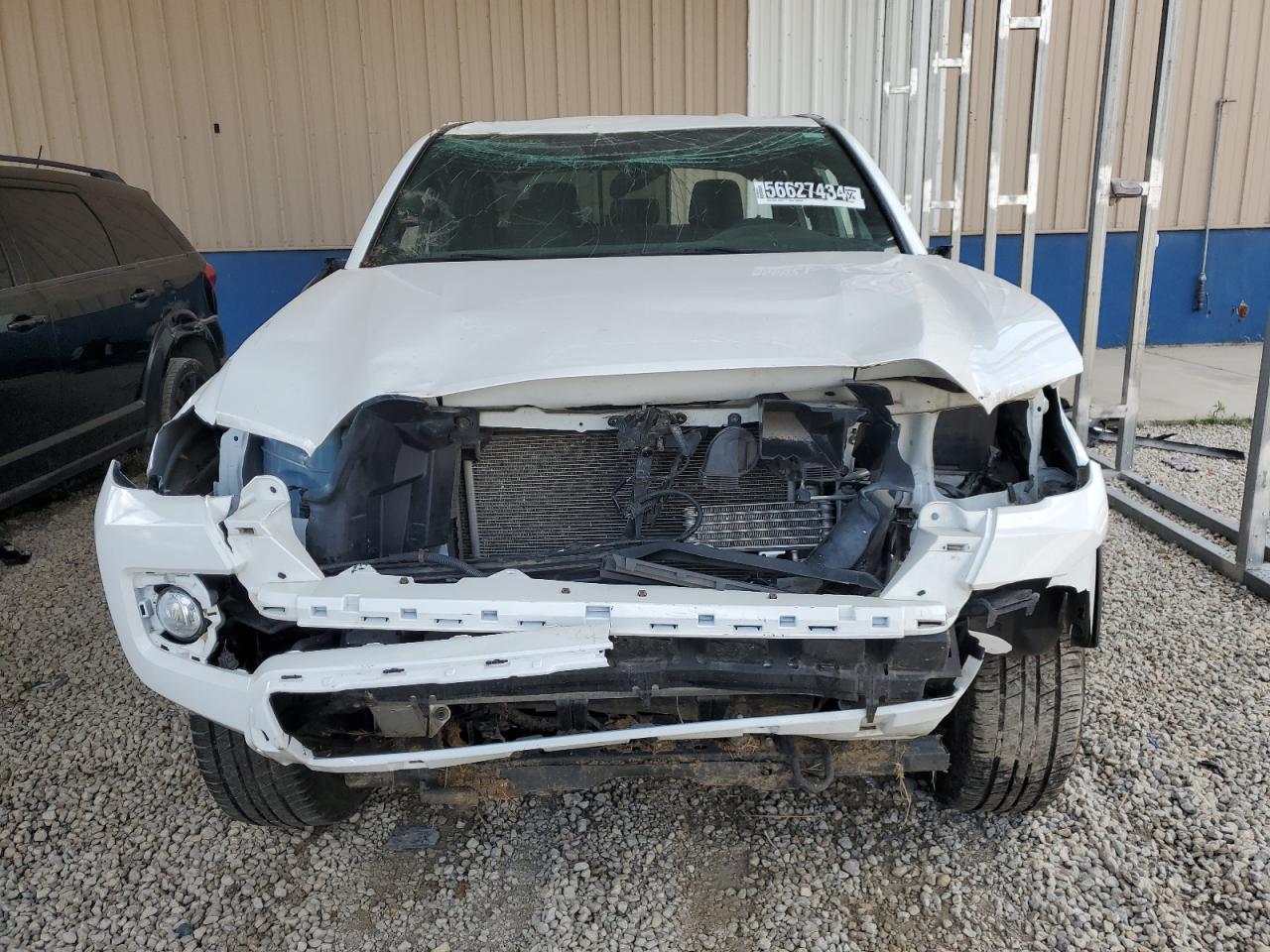 2019 Toyota Tacoma VIN 5TFCZ5AN5KX197882 Copart auction photo, rollover damage thumbnail 5