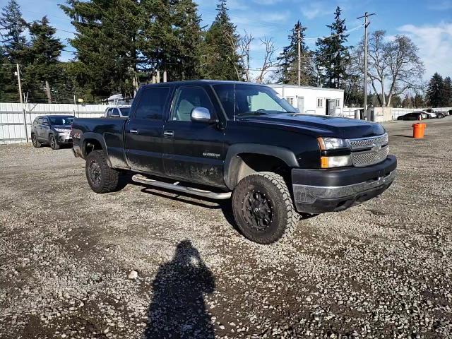 2006 Chevrolet Silverado VIN 1GCHK23U66F157593 Copart auction photo, vandalism / side damage thumbnail 11