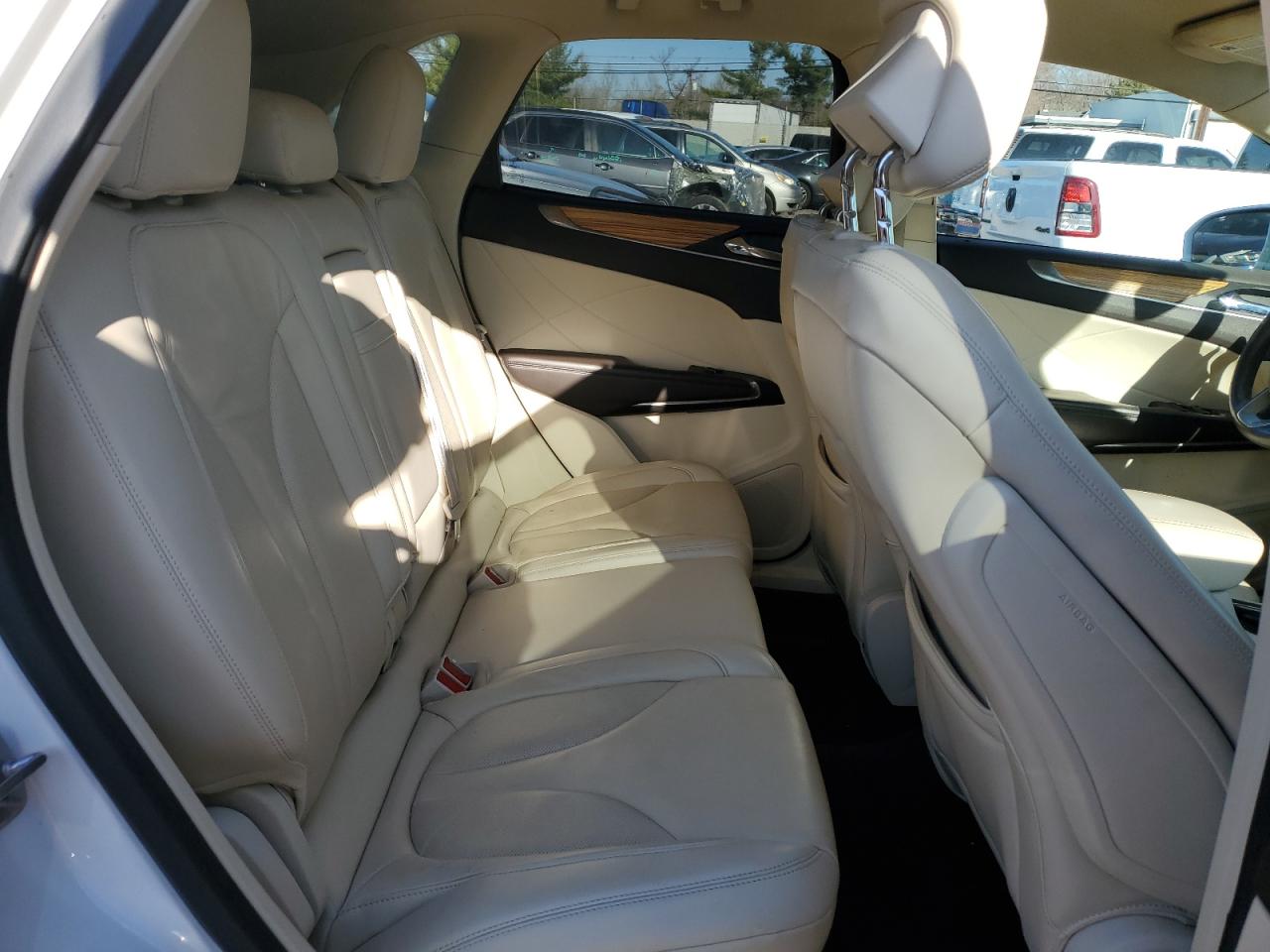 2016 Lincoln MKC VIN 5LMCJ2D93GUJ21387 Copart auction photo, side damage thumbnail 11