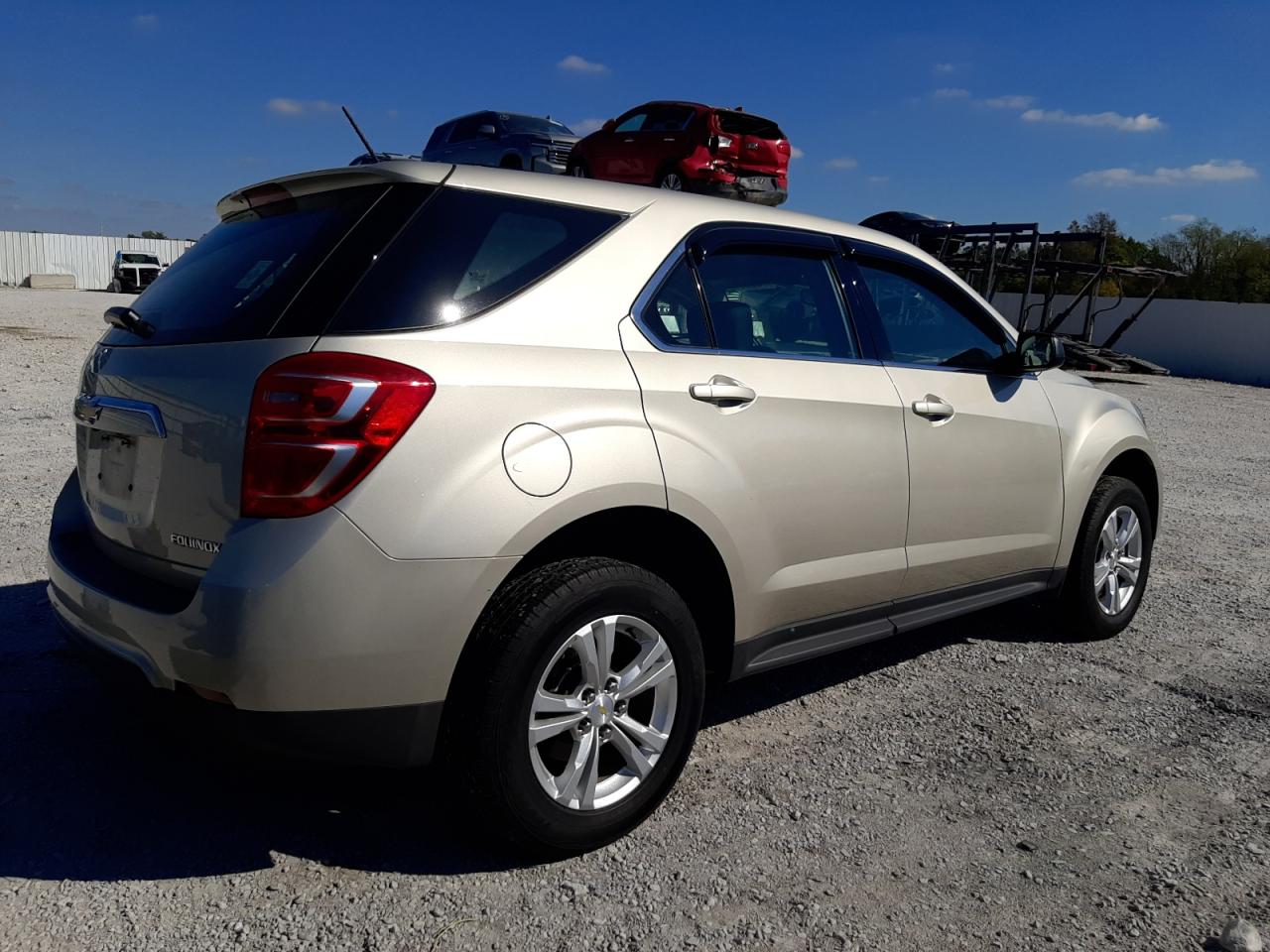 2016 Chevrolet Equinox VIN 2GNALBEK2G1188611 Copart auction photo, front end / side damage thumbnail 3