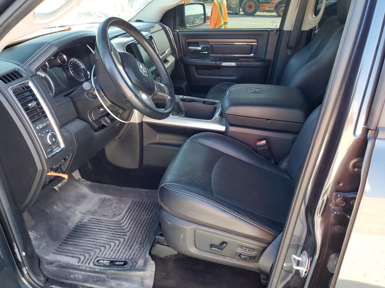 2016 RAM 1500 VIN 1C6RR6NT0GS312280 Copart auction photo, rear end / all over damage thumbnail 7
