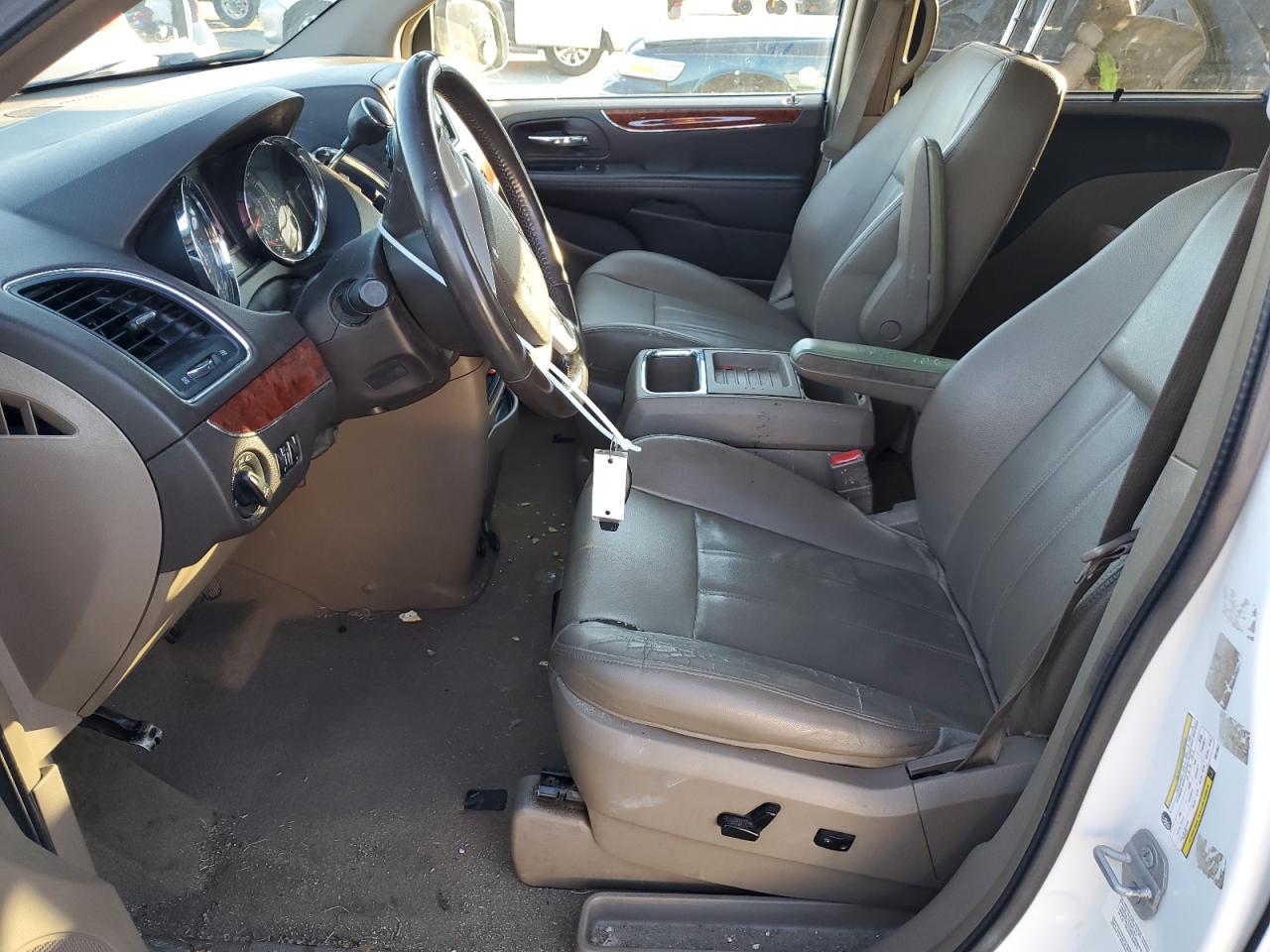 2014 Chrysler Town & Country VIN 2C4RC1BG4ER318957 Copart auction photo, rear end damage thumbnail 7