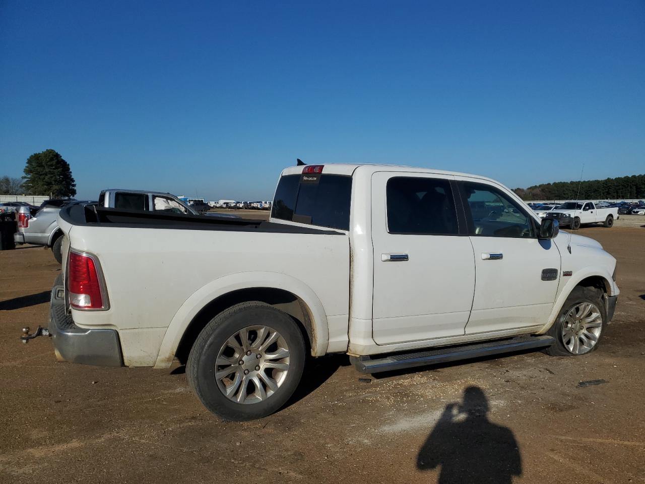 2017 RAM 1500 VIN 1C6RR7PT1HS518728 Copart auction photo, side / top/roof damage thumbnail 3