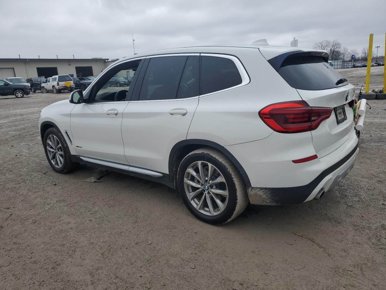 2018 BMW X3 VIN 5UXTR9C59JLD63252 Copart auction photo, front end / minor dent/scratches damage thumbnail 2
