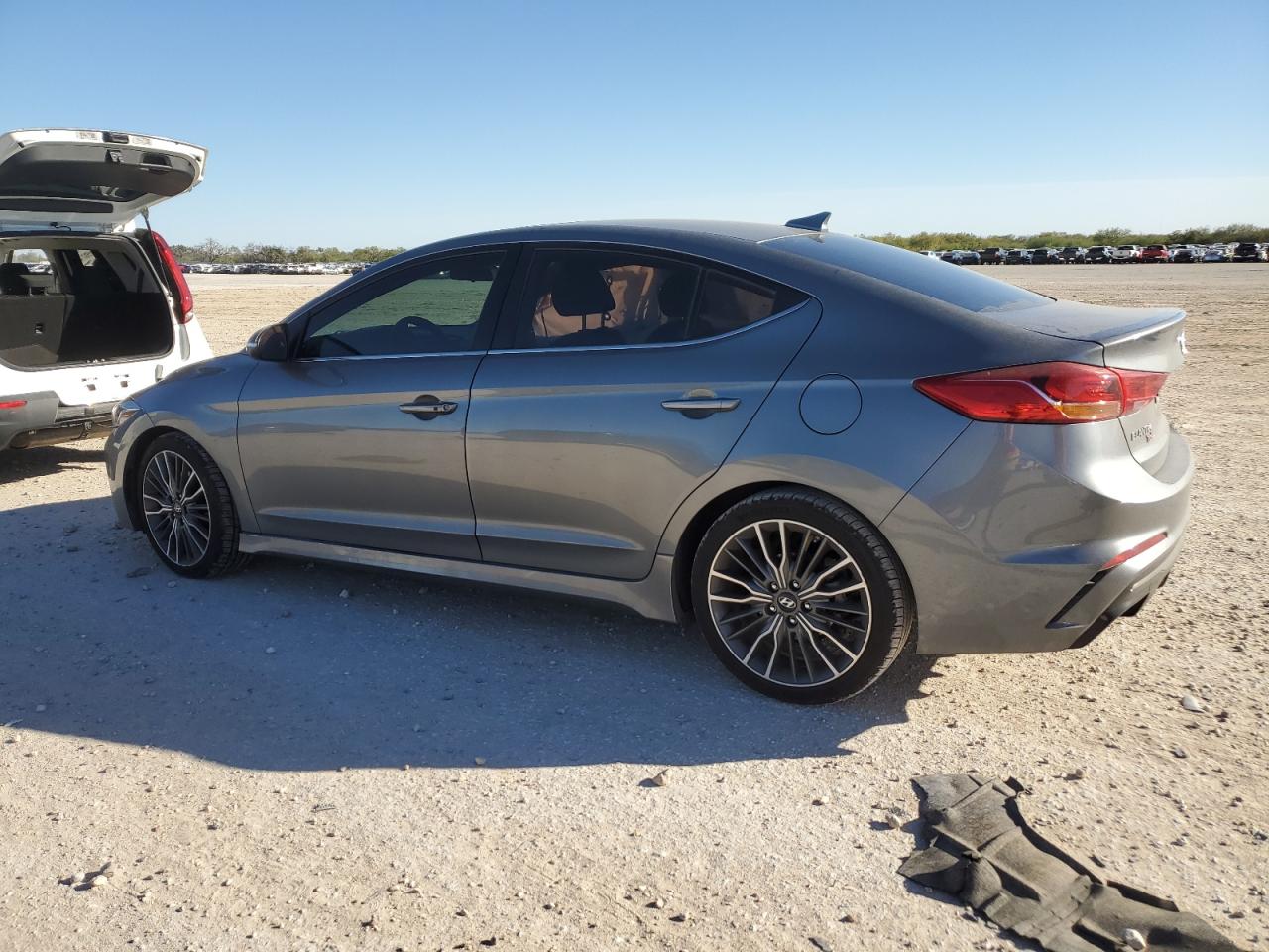 2018 Hyundai Elantra VIN KMHD04LB2JU531373 Copart auction photo, side damage thumbnail 2