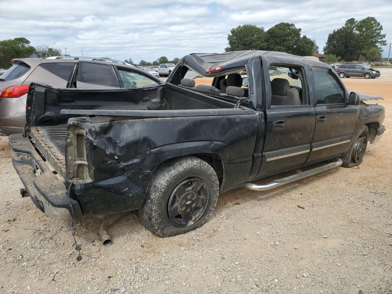 2006 Chevrolet Silverado VIN 2GCEC13T061209048 Copart auction photo, rollover damage thumbnail 3