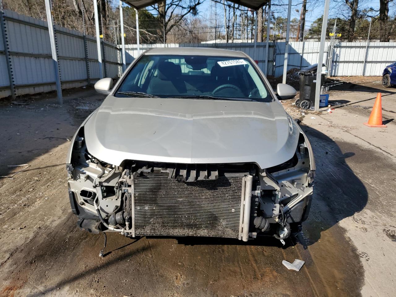 2016 Chevrolet Cruze VIN 1G1PE5SB8G7212618 Copart auction photo, front end / rear end damage thumbnail 5