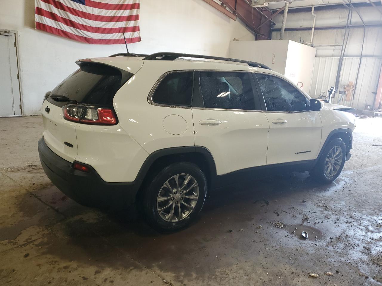 2019 Jeep Grand Cherokee VIN 1C4PJMLB3KD431217 Copart auction photo, front end damage thumbnail 3