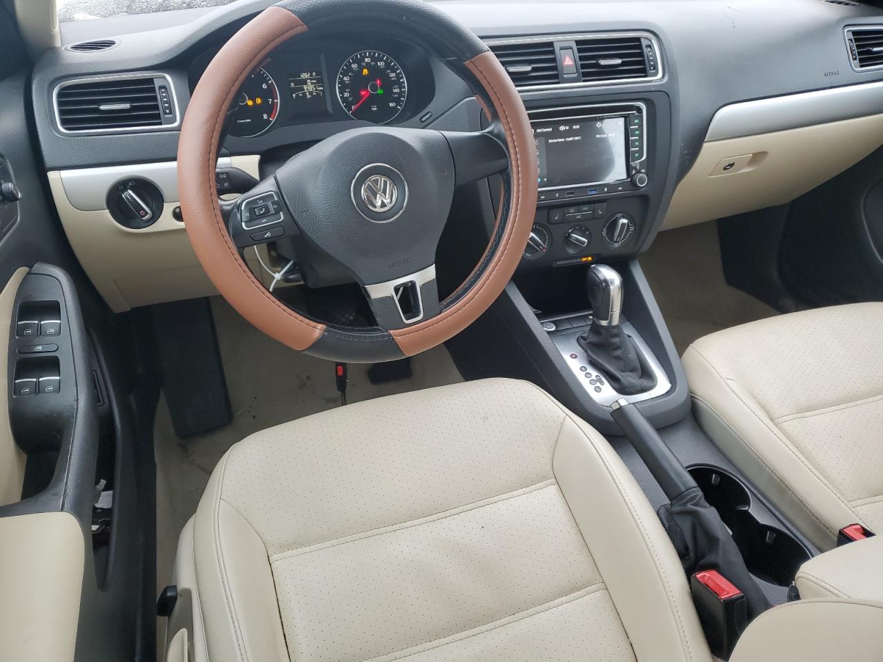 2014 Volkswagen Jetta VIN 3VWD17AJ1EM426392 Copart auction photo, front end / side damage thumbnail 8