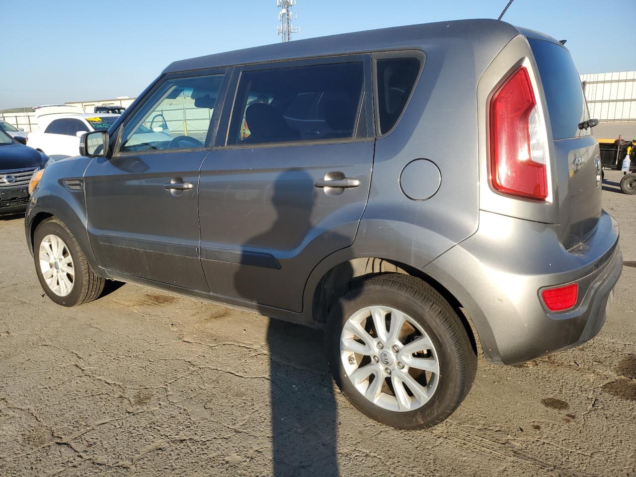 2013 KIA Soul VIN KNDJT2A63D7510687 Copart auction photo, vandalism damage thumbnail 2
