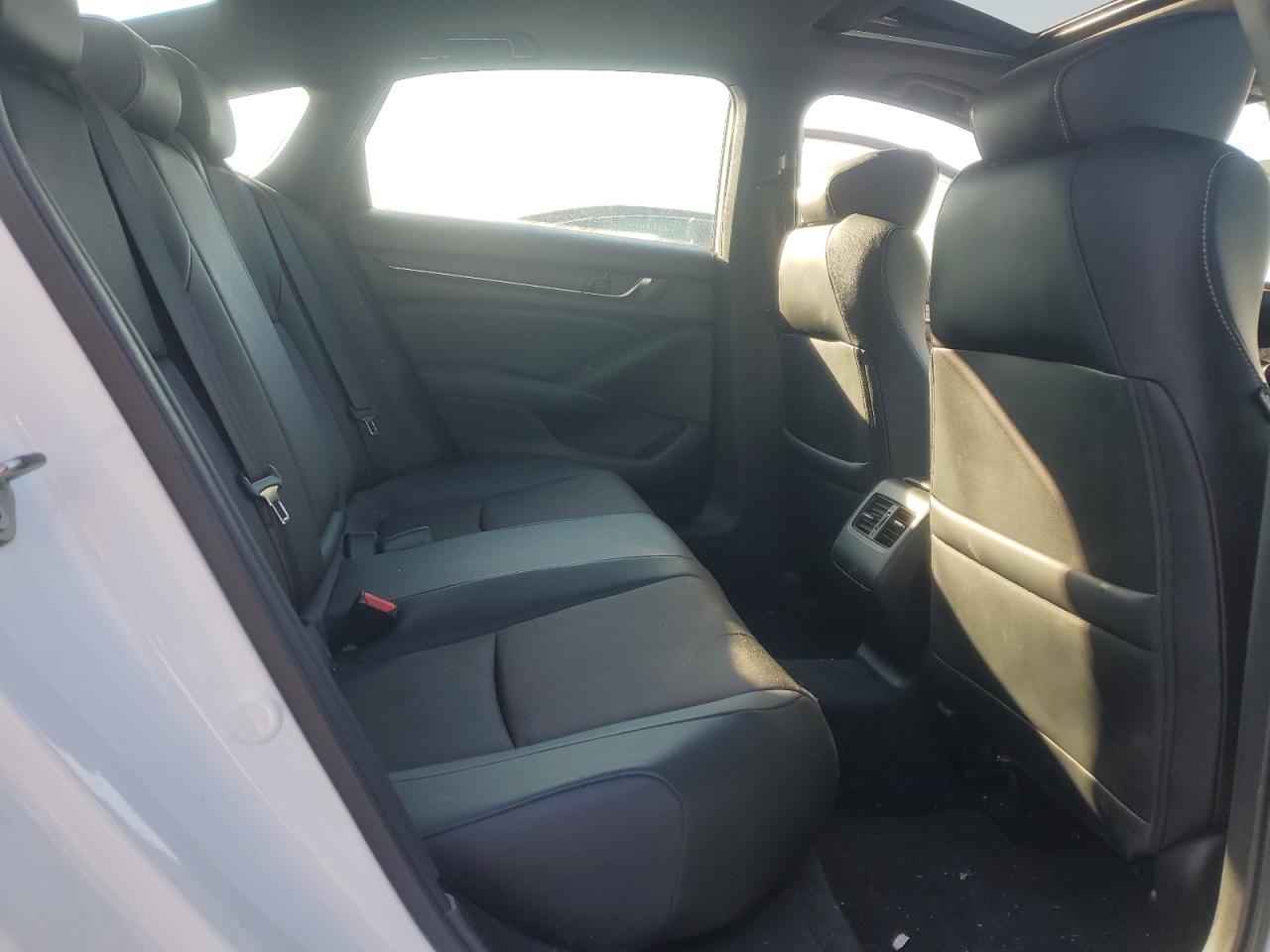 2018 Honda Accord VIN 1HGCV2F36JA052306 Copart auction photo, front end / minor dent/scratches damage thumbnail 10