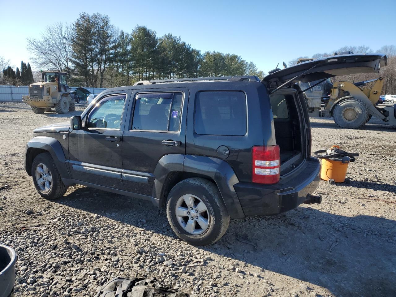 2009 Jeep Liberty (North America) VIN 1J8GN28K19W551204 Copart auction photo, front end damage thumbnail 2