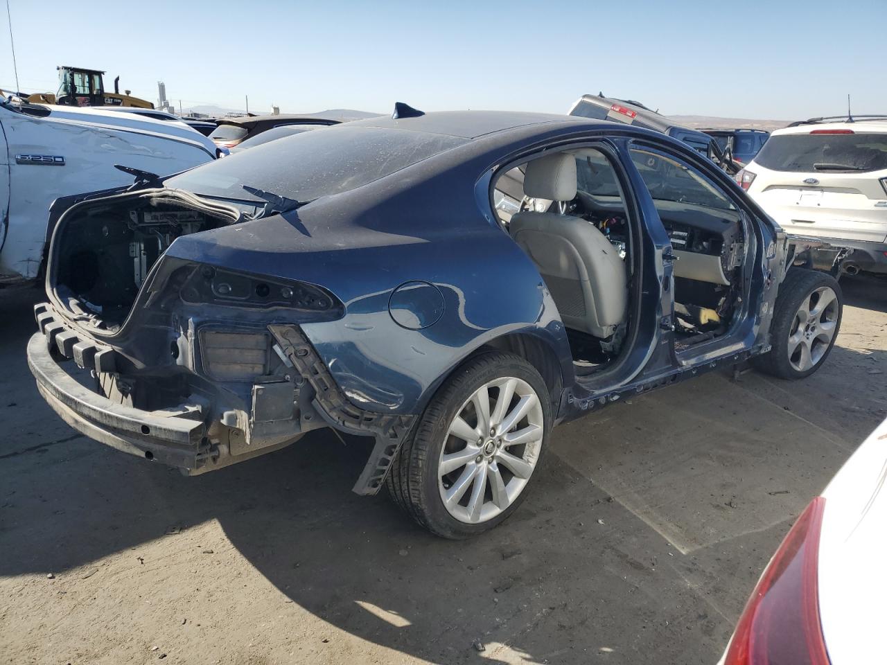 2013 Jaguar XF VIN SAJWJ0EF6D8S87163 Copart auction photo, stripped / vandalism damage thumbnail 3
