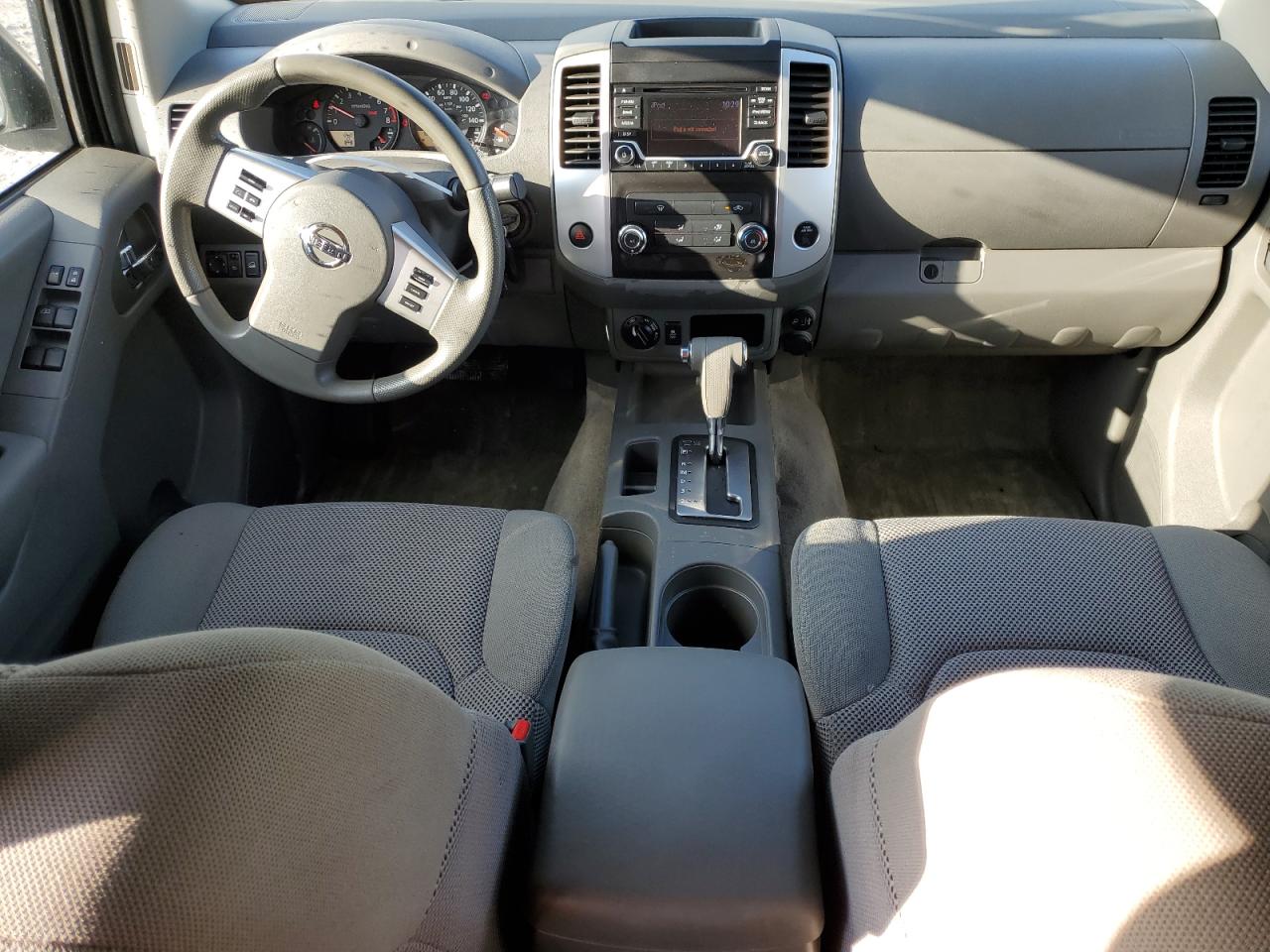 2017 Nissan Navara (Frontier) VIN 1N6AD0EV9HN758833 Copart auction photo, all over damage thumbnail 8