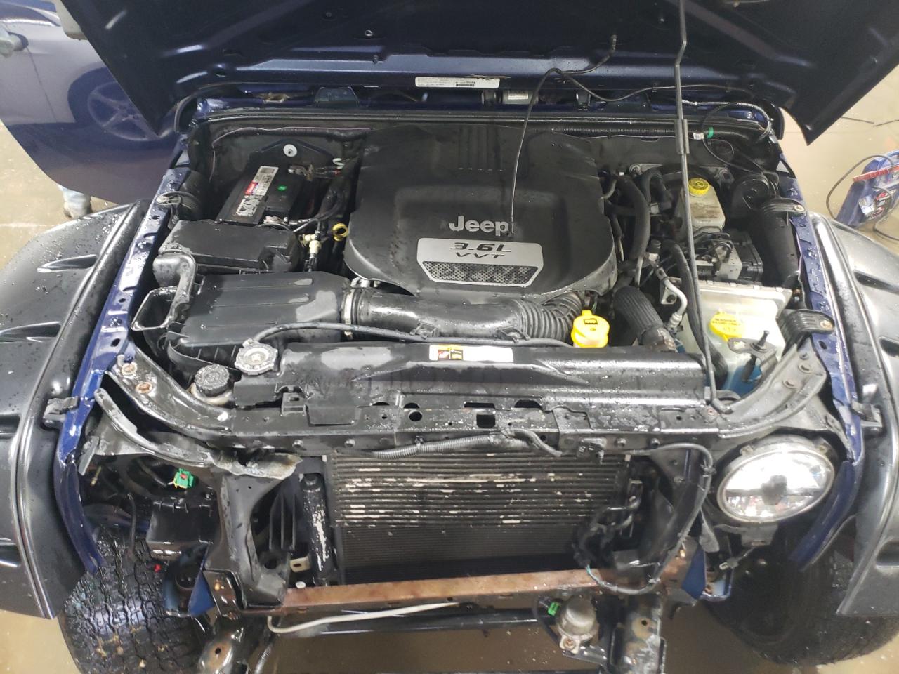 2013 Jeep Wrangler VIN 1C4BJWDG5DL529707 Copart auction photo, front end damage thumbnail 11