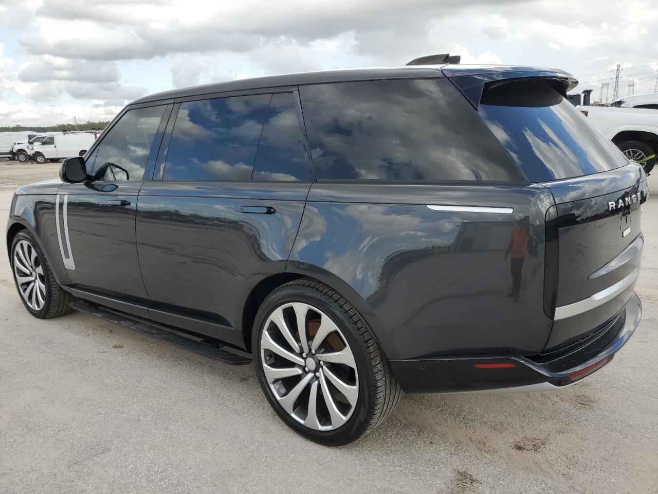 2023 Land Rover Range Rover VIN SALK1BE71PA018494 Copart auction photo, water/flood damage thumbnail 2
