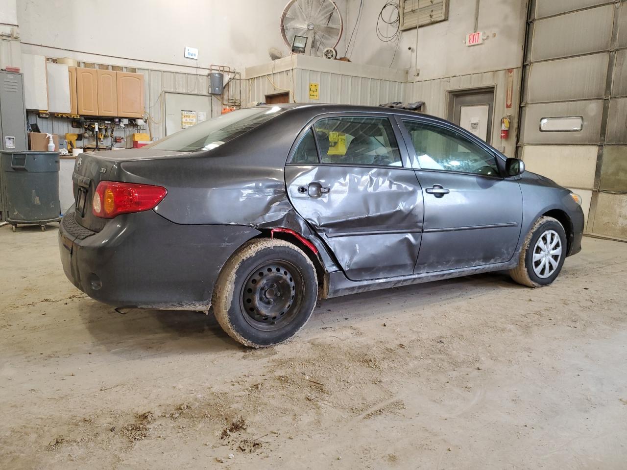 2010 Toyota Corolla VIN 1NXBU4EE1AZ368007 Copart auction photo, side / minor dent/scratches damage thumbnail 3