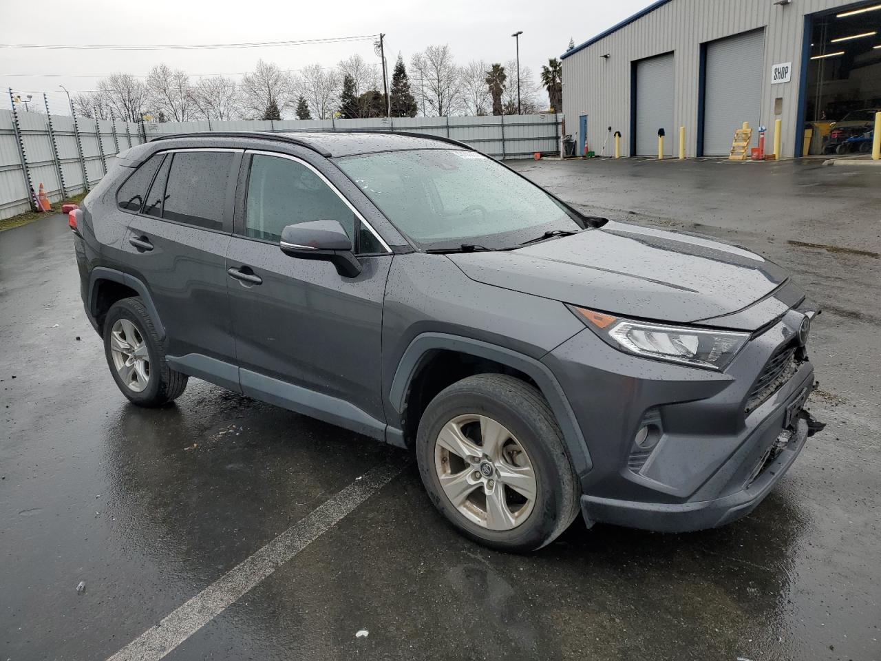 2020 Toyota RAV 4 VIN 2T3W1RFV0LC047397 Copart auction photo, front end damage thumbnail 4