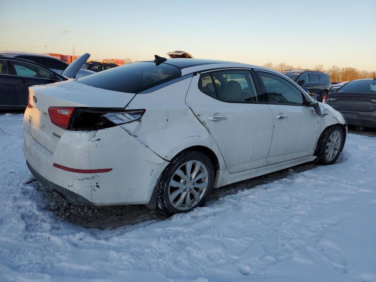 2015 KIA Optima VIN 5XXGN4A75FG452424 Copart auction photo, all over damage thumbnail 3