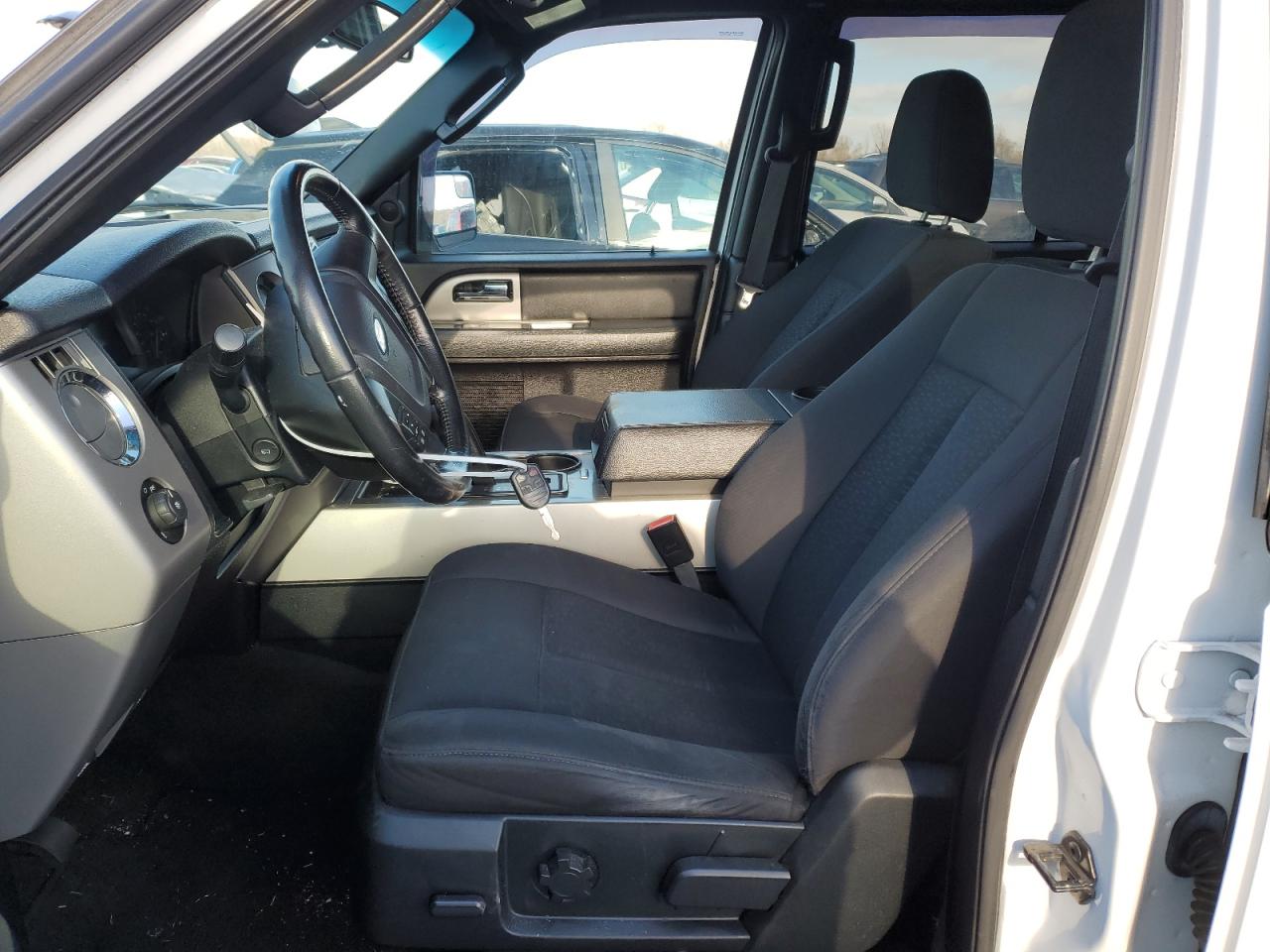 2016 Ford Expedition VIN 1FMJU1HT7GEF49801 Copart auction photo, front end damage thumbnail 7